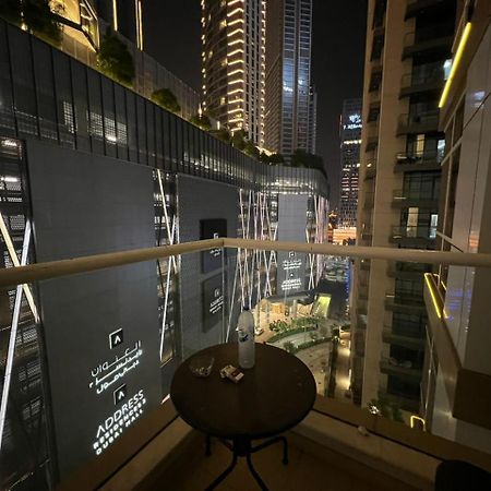 Downtown Holiday'S - 1 Min To Dubai Mall & Burj Khalifa Albergue Exterior foto